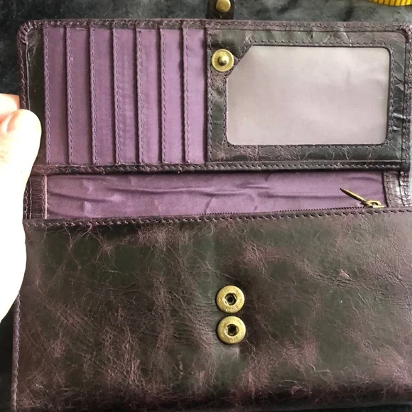 Elegant Purple Genuine Leather Women's Wallet - Picture 3 of 16